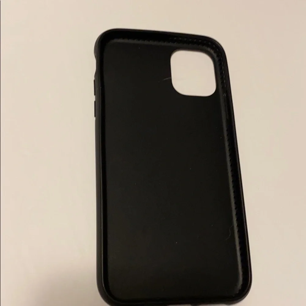 💜iphone 11 tech21 Hard PhoneCase